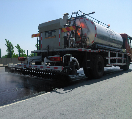 聯(lián)系億龍|河南億龍機(jī)械設(shè)備有限公司